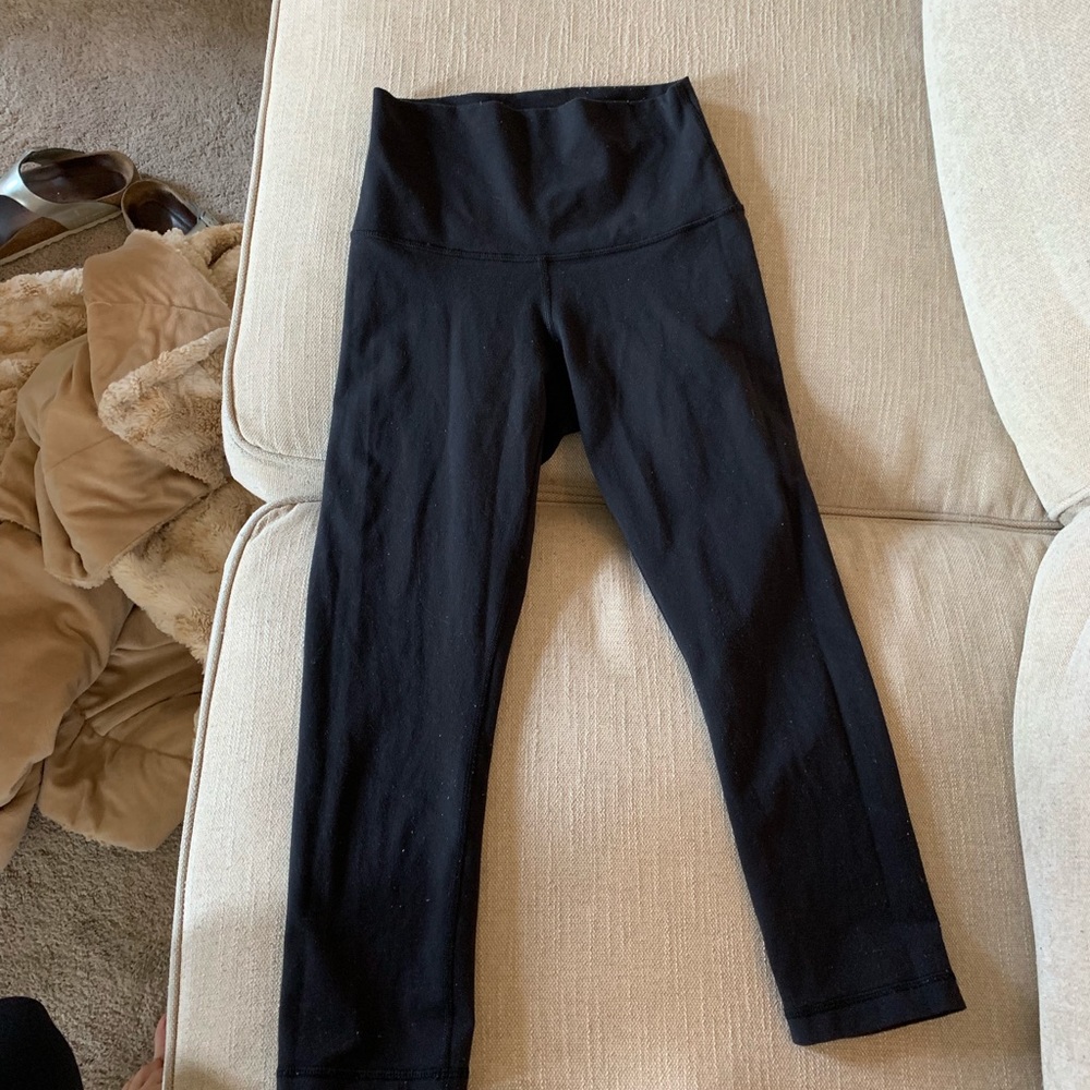Lulu lemon cropped black leggings